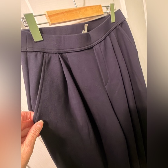 HALARA Navy  Wide-Leg Women's Pants - Picture 5 of 11